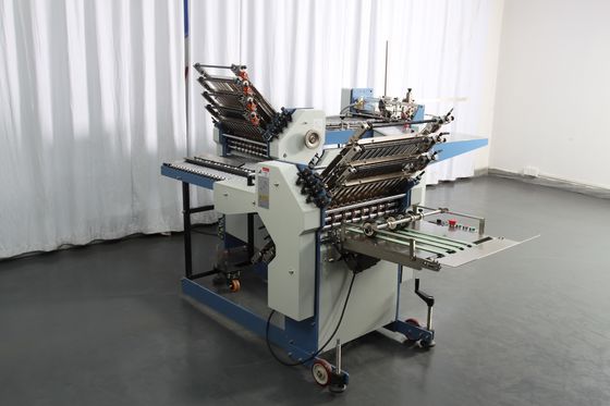 Piatto di carta automatico del fermaglio di larghezza 8 della piegatrice 360mm del popolare trasversale con la seconda stazione