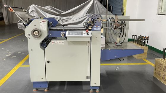 dispositivo di piegatura della carta A4 di 360mm, macchina automatica della cartella con il visualizzatore digitale di posizione