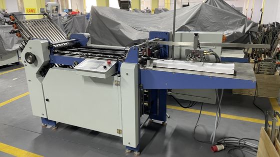 tipo di azionamento dell'ingranaggio della piegatrice della carta di larghezza A3 di 480mm per il libretto